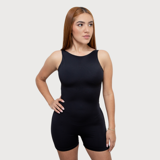 Enterizo extra corto